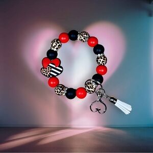 Leopard & Striped Tri Heart Valentines Beaded Wristlet Keychain